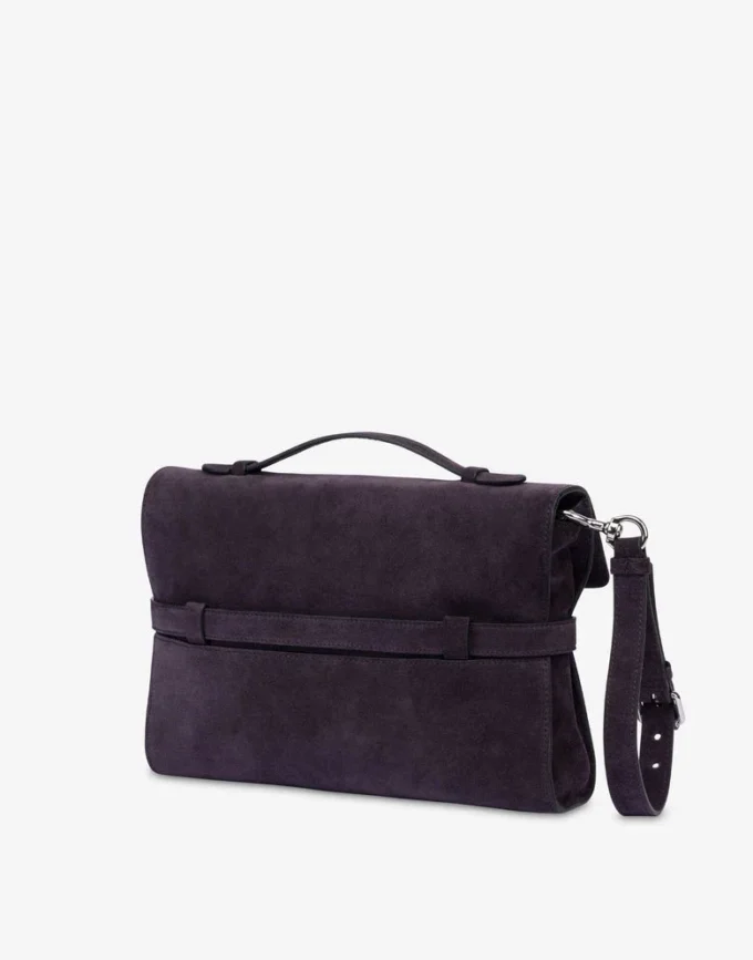 Moschino Tie Me Clutch: Ekskluzywny produkt dostępny online