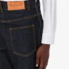 Niebieskie bawełniane spodnie jeansowe Niebieskie bawełniane spodnie jeansowe