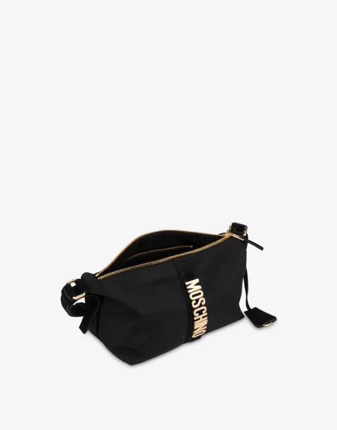Nylonowa torba typu hobo Nylonowa torba typu hobo